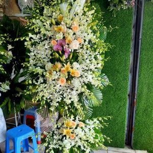 Hoa chia buồn 83